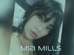 Mia_Mills